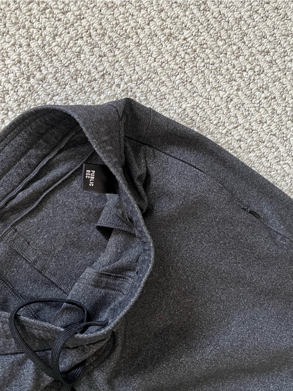 Public Rec Men’s Charcoal Pant Sz 36x32 - Picture 4 of 6